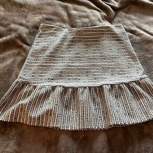 Loft skirt! Only worn once!!